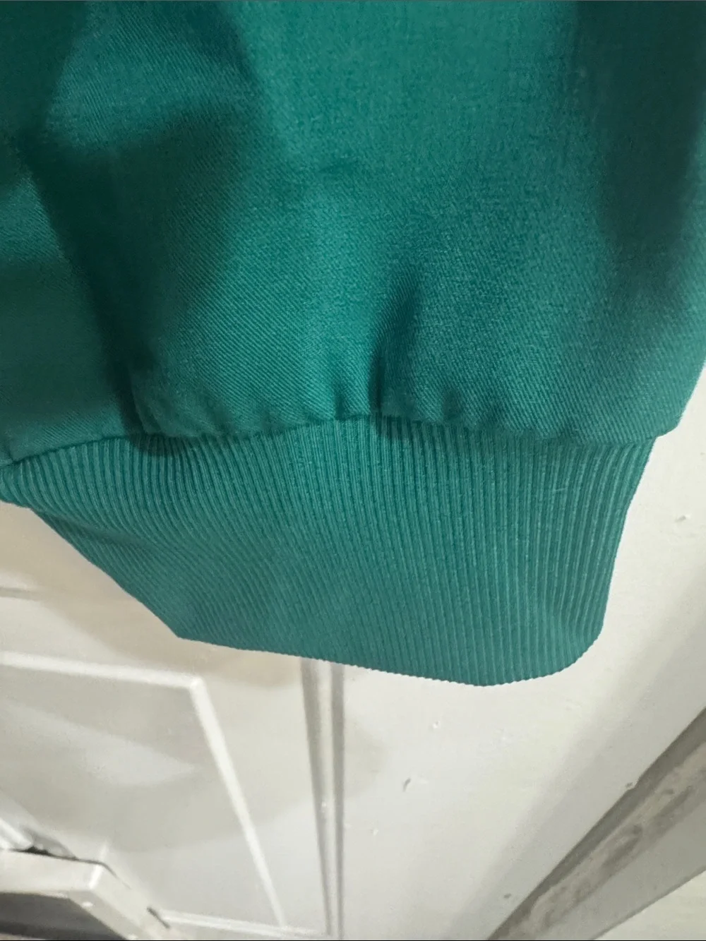 NEW FIGS unisex Teal Jogger Scrub pants with Drawstring